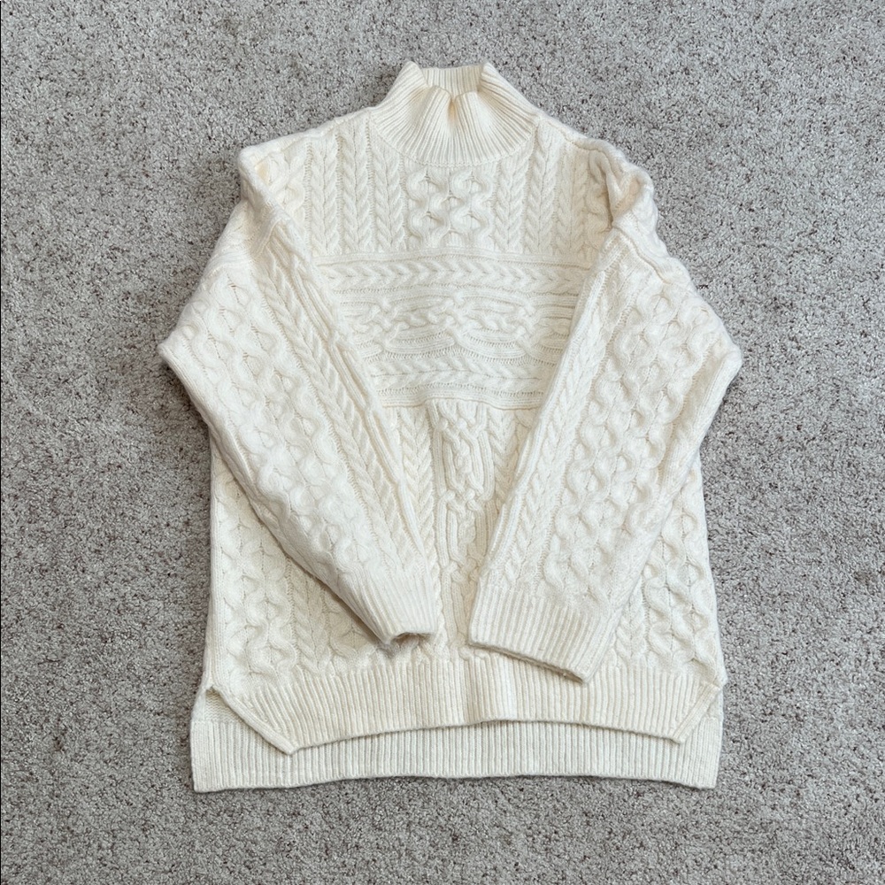 Abercrombie cable knit sweater